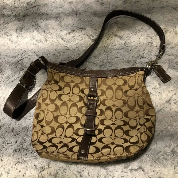 00’s coach vintage shoulderbag signature AUTH Old Coach Denim Signature Crossbody Bag with Gold Hardware